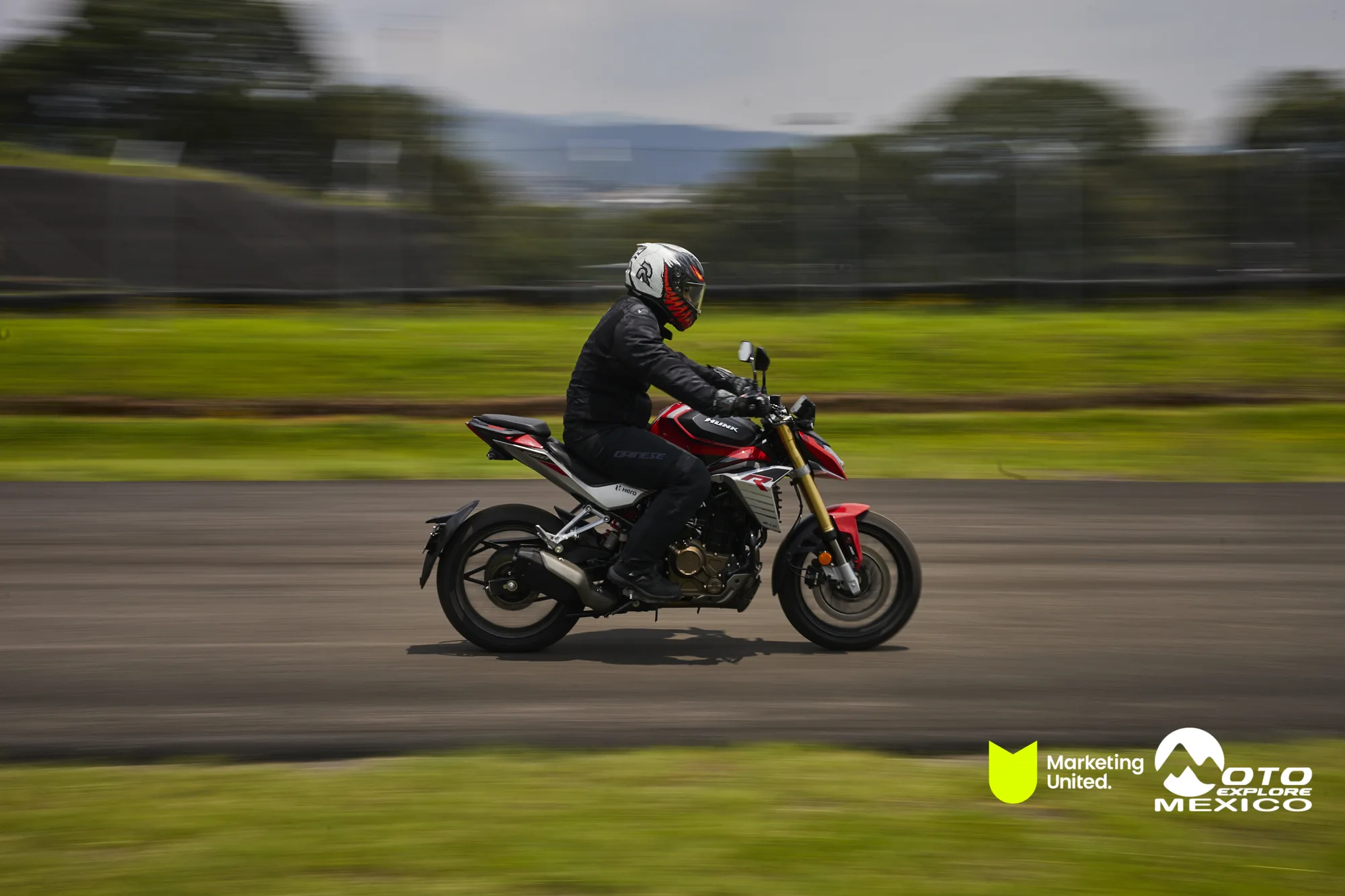 HUNK TRACKDAY 381